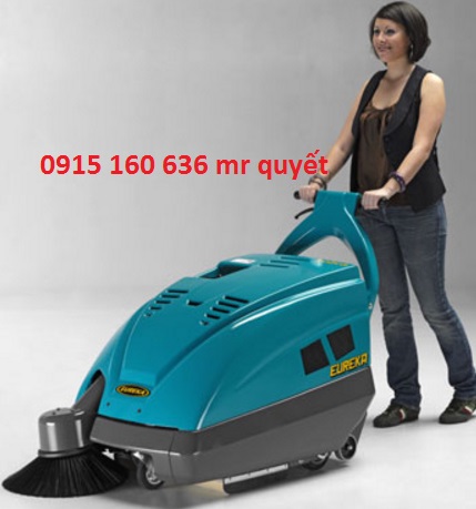 Máy quét rác đẩy tay dùng  acquy Kobra 550 EB